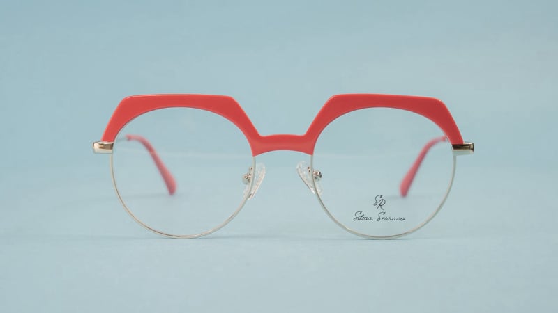 Gafas Estilo Luna Optica Sobre Ruedas